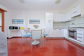 Modern Flat with terrace near Eataly