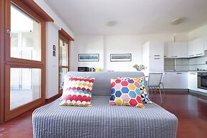 Modern Flat with terrace near Eataly