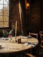 The Manor House Inn