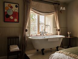 The Manor House Inn