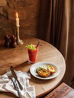 The Manor House Inn