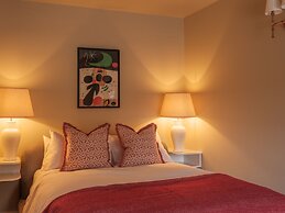 The Manor House Inn