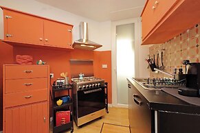 YCH Riboty house al Vaticano