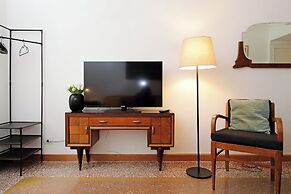 YCH Riboty house al Vaticano