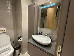 Diamond in The City-superior Studio