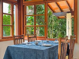 Chalé Encantador na Granja Viana