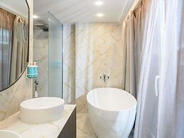 Novotel Malta Sliema