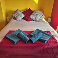 Swansea Serenity Retreat-3 bed House-large Garden