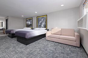 Super 8 BY Wyndham Lubbock Airport