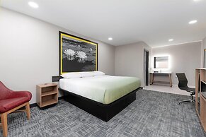 Super 8 BY Wyndham Lubbock Airport