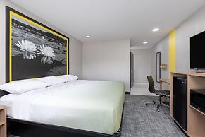 Super 8 BY Wyndham Lubbock Airport
