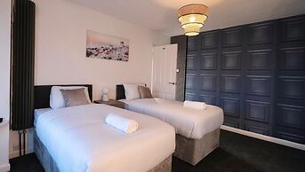 Southampton retreat-Hot Tub-Pool-Parking