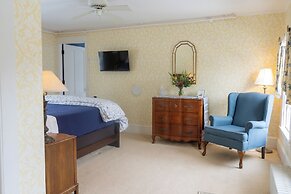 The White Gables Inn