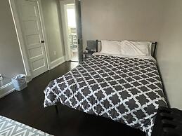 Homestay In Fields Corner Area Boston