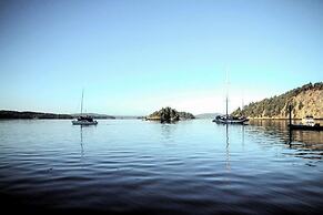 Deer Harbor Cottages