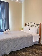 Gladstone Grand Hotel