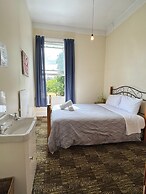 Gladstone Grand Hotel