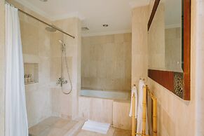 Villa Anggrek Jimbaran