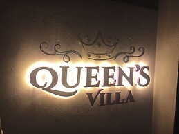 Queen's Villa