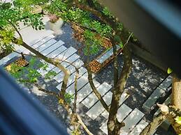 Cozylife Hotel Westlake