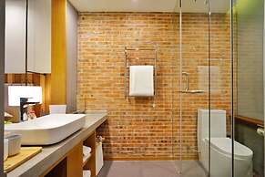 Cozylife Hotel Westlake