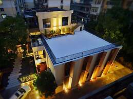 Cozylife Hotel Westlake