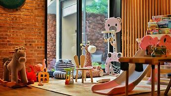 Cozylife Hotel Westlake