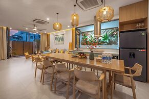 Amazing Newly Built Pool Villas Danang