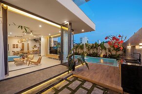 Amazing Newly Built Pool Villas Danang