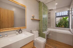 Amazing Newly Built Pool Villas Danang