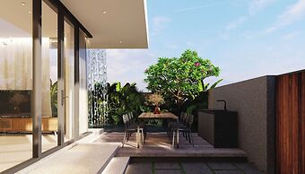 Amazing Newly Built Pool Villas Danang