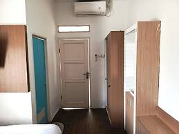 Khanza Costel Syariah