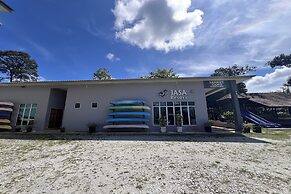 Jasa Resort Sungai Lembing