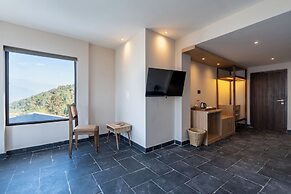 Nana Mountain Resort