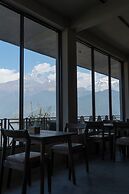 Nana Mountain Resort
