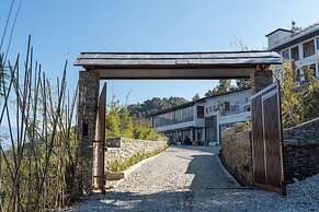 Nana Mountain Resort