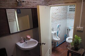 64 Sweet Home Dusit Bkk