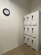 Round The Clock Hostel