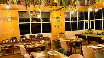 Forest Breeze Resort