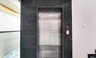 Hotel Karnataka Suites