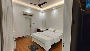 Sunrise Meadows Hotel Praba's