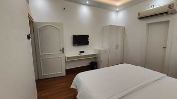 Sunrise Meadows Hotel Praba's