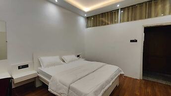 Sunrise Meadows Hotel Praba's