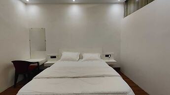 Sunrise Meadows Hotel Praba's