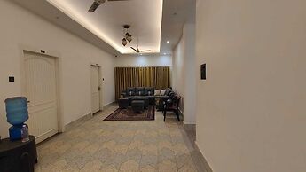 Sunrise Meadows Hotel Praba's