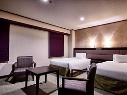 ROYAL PINES HOTEL YONEZAWA