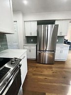 Cozy and Comfy with Lake Access