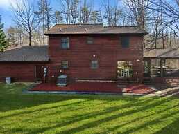 Cozy and Comfy with Lake Access