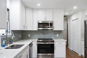 Cozy and Comfy with Lake Access