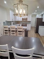 Cozy and Comfy with Lake Access